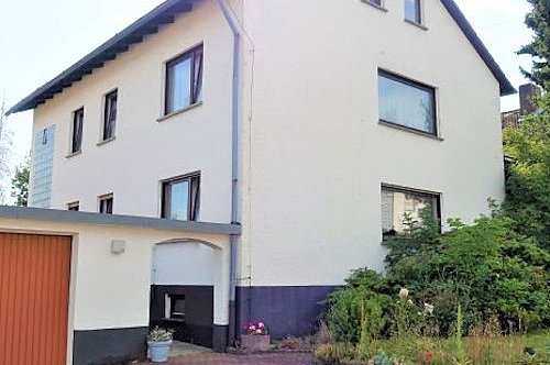 GOLDBACH Immobilien | Zweifamilienhaus Fuldabrück