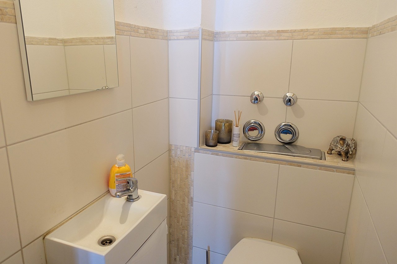 GOLDBACH Immobilien | Wohnung 5 Gäste-WC